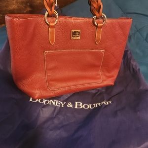 Dooney & Bourke